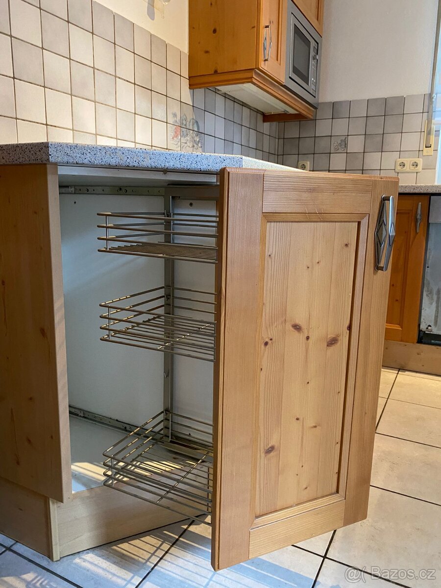 kuchyňská linka se spotřebiči z Německa - 16