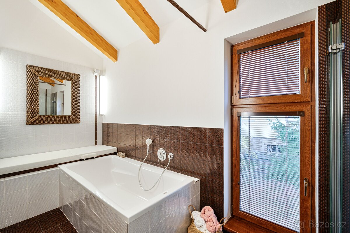 Prodej rodinné domy, 203m² - Kunice - Vidovice, ev.č. 00043 - 16