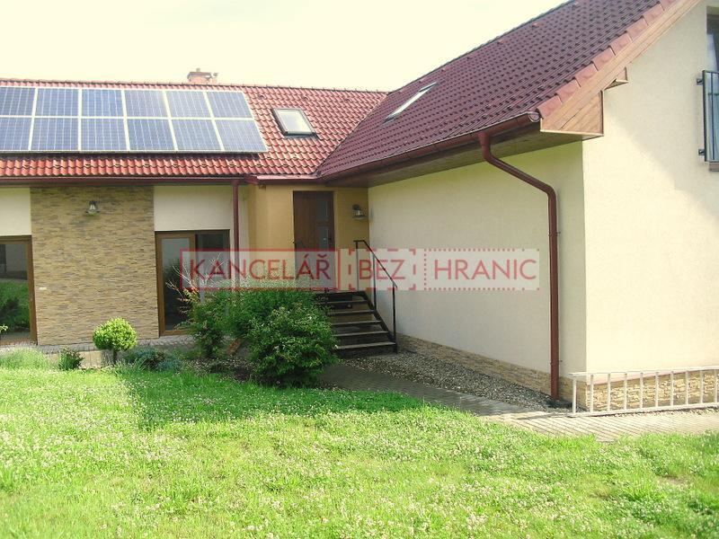 Pronájem podkrovního bytu,78 m2,Hluk - 16