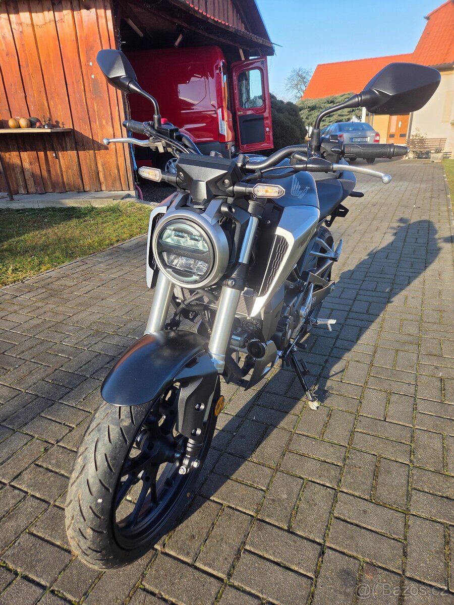 Honda CB 125 R - 16