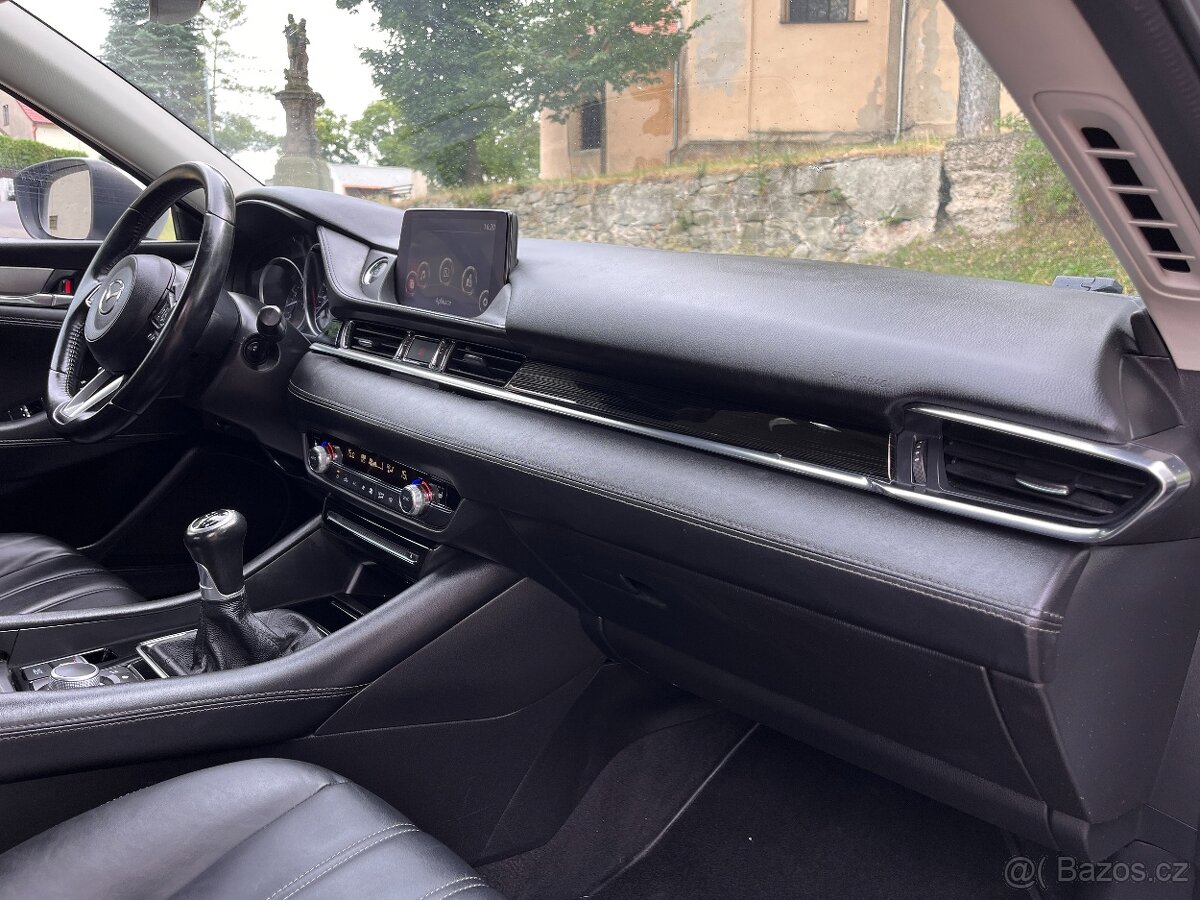 MAZDA 6 2.0i 2019,170TKM,HEAD-UP,FULL LED,KŮŽE,VÝHŘEV,ALU18 - 16