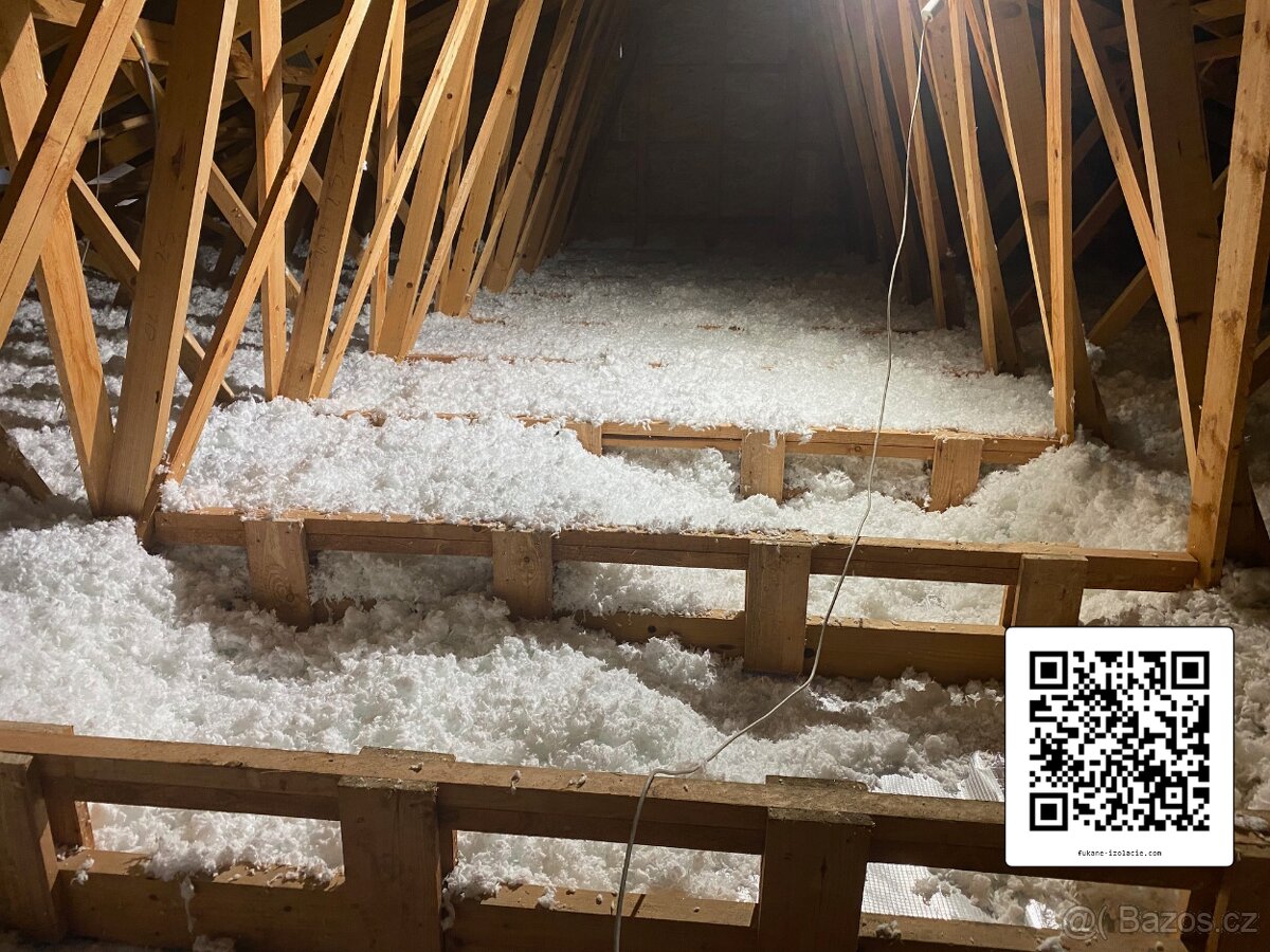 Pěnová foukaná izolace Supafil a Purking & Anhydritový potěr - 16