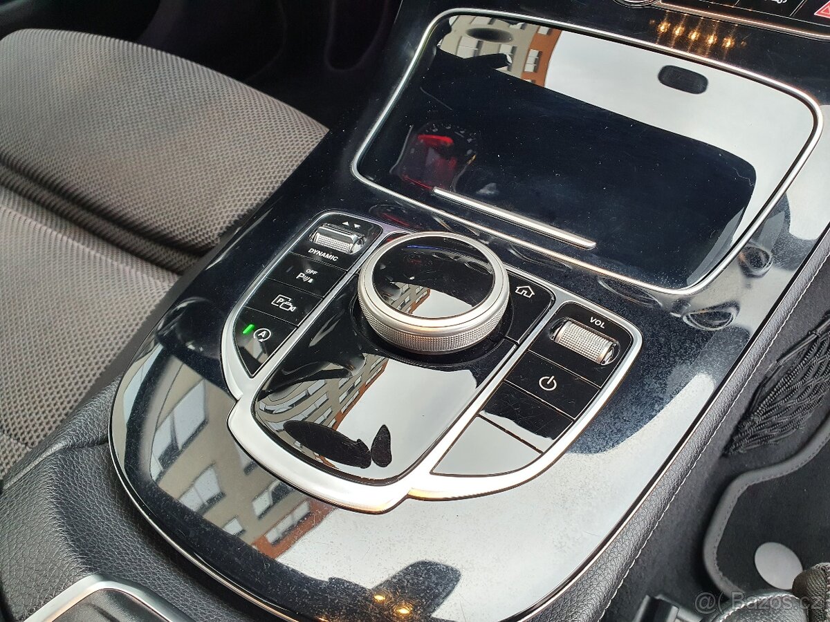 Mercedes-Benz E200 Lim 135kW AVANTGARDE - záruka Autodraft - 16