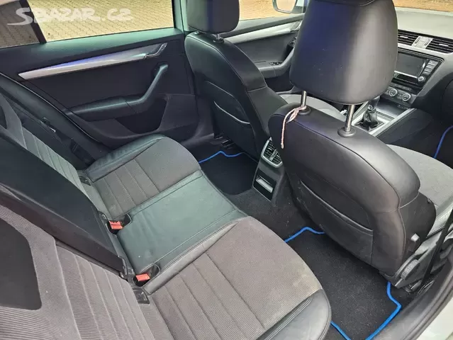 Škoda Octavia 2.0 TDI 110kW,Style,Xenon,Navi,2015. - 16