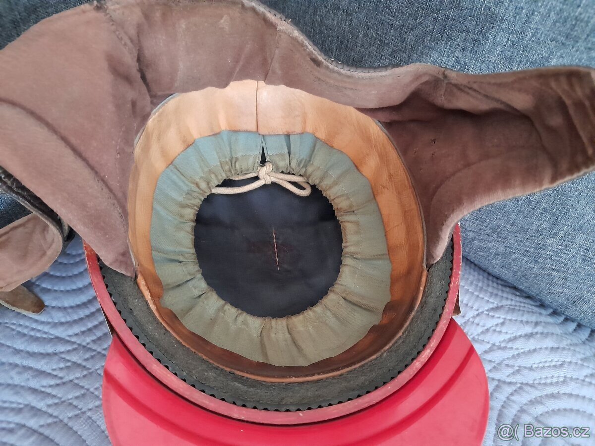 Stará retro helma kokoska za 949,- - 16