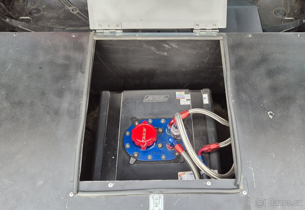 Seat Leon FR 2.0TDI Závodní speciál pro závody do vrchu - 16