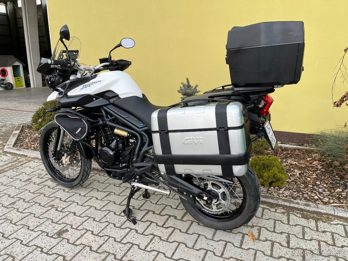 Triumph Tiger 800 XC - 16