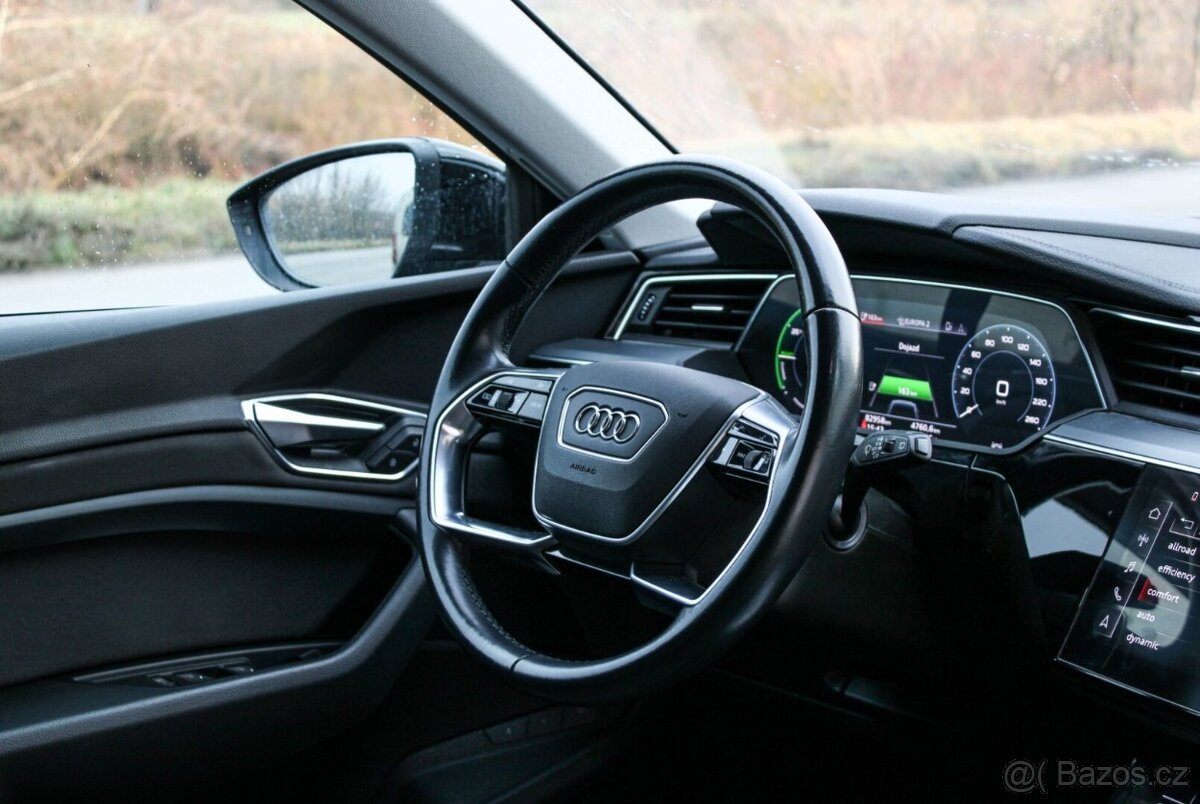 Audi E-tron 50 QUATTRO Advanced - 16