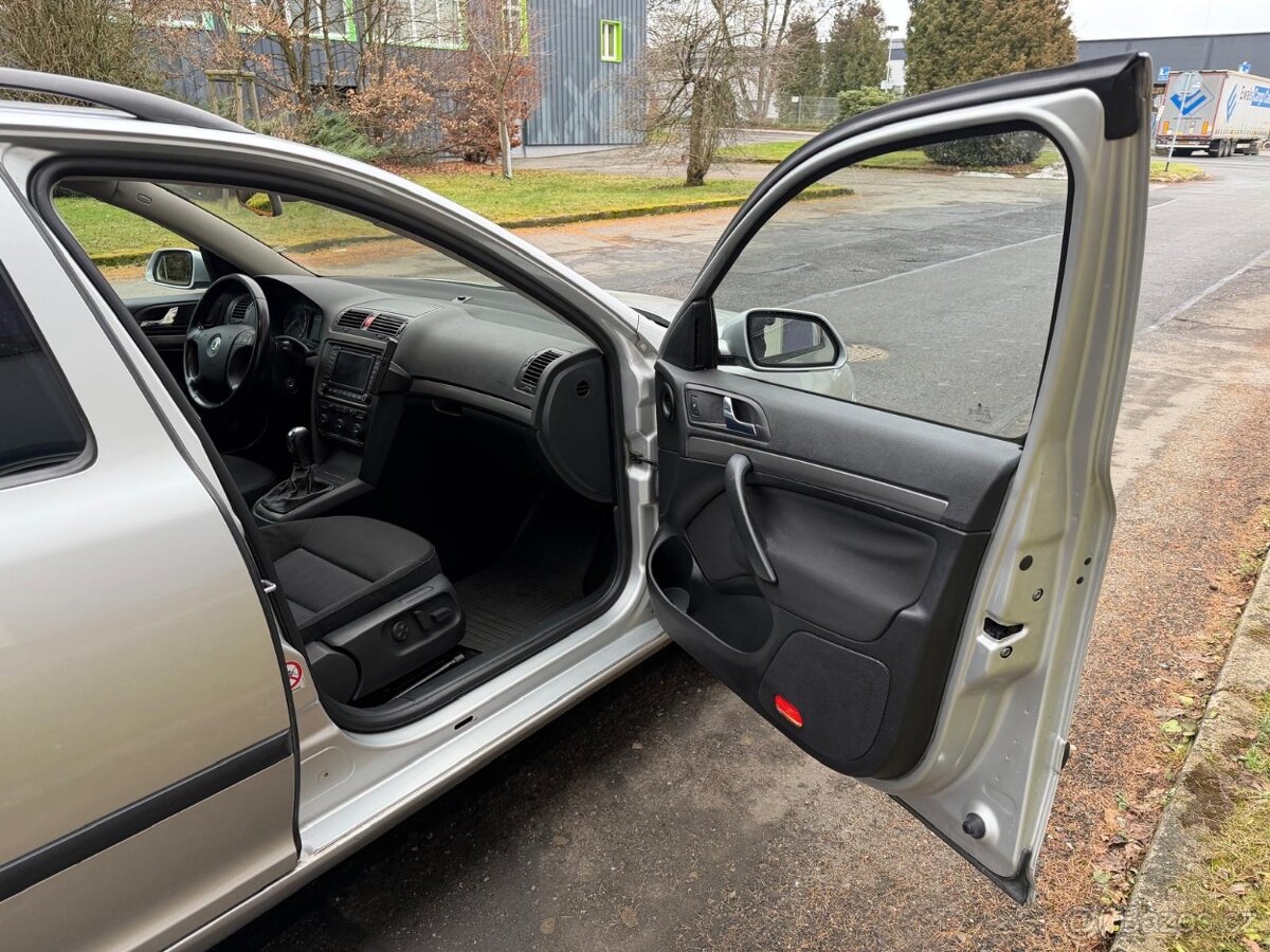 Škoda Octavia 2,0 TDI Combi STK 7/27 - 16