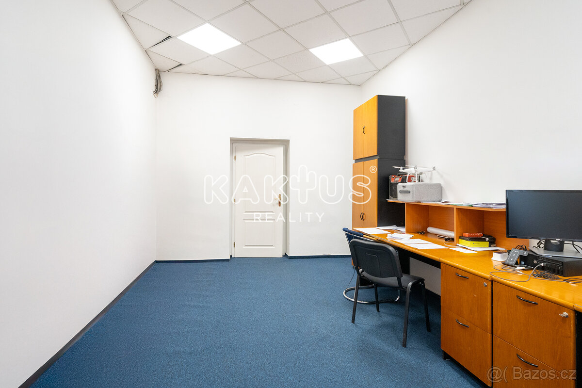 Pronájem kanceláří (173m2), na ulici Škrobálkova, Ostrava-Ku - 16