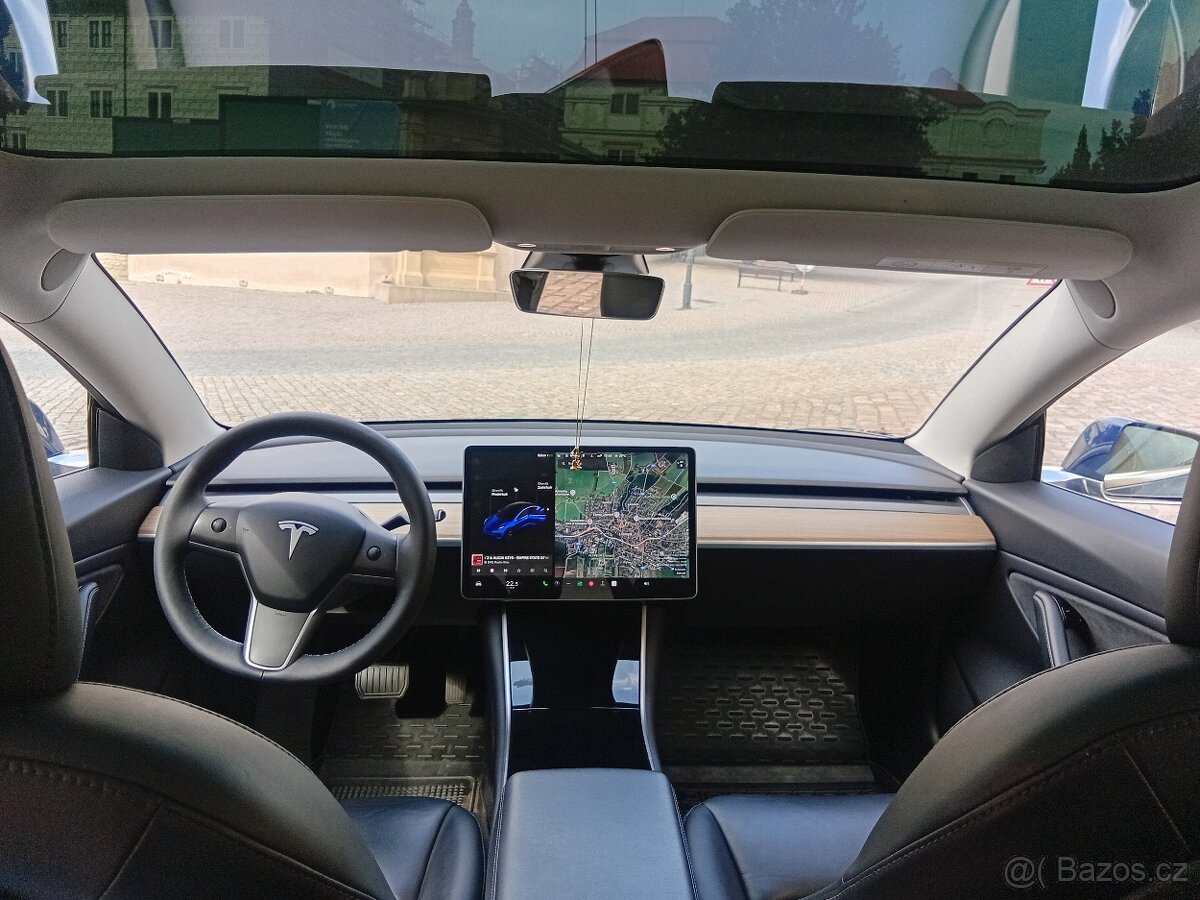Prodám Tesla model 3 - 16