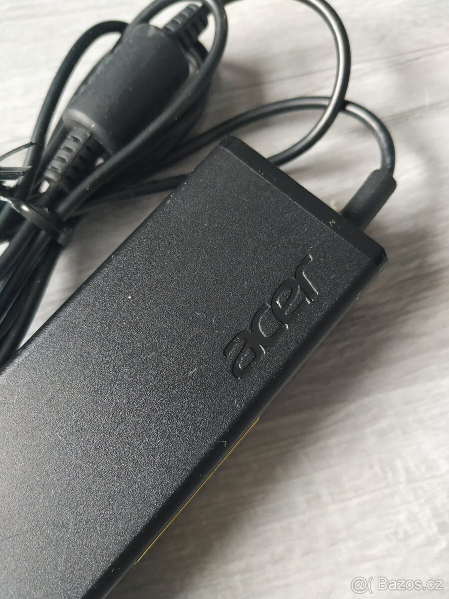 Acer Aspire ES1-132/N3350/2GB/32GB/W10 - 16