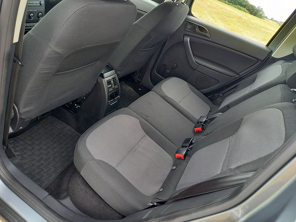 Škoda Yeti 1.6Tdi klima+ BEZ KOROZE - 16