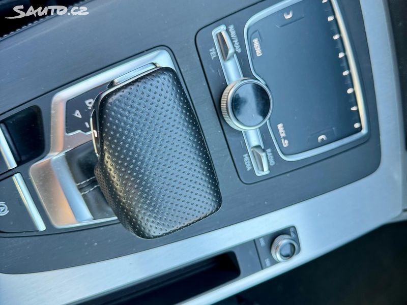 Audi Q5, 2.0,S-LINE,PRAVIDELNÝ SERVIS - 16