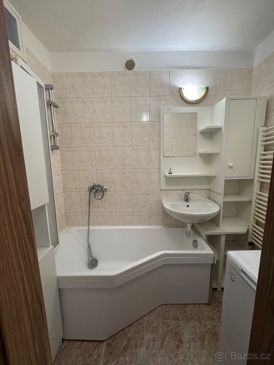 Pronájem bytu 3+KK, Kutna Hora - 16