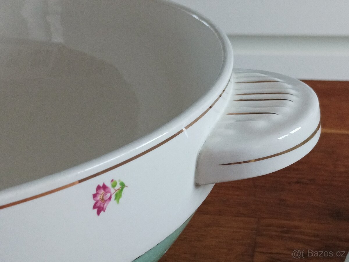VELKÁ PORCELÁNOVÁ TERINA HÁZENKA FRANCIE - 16
