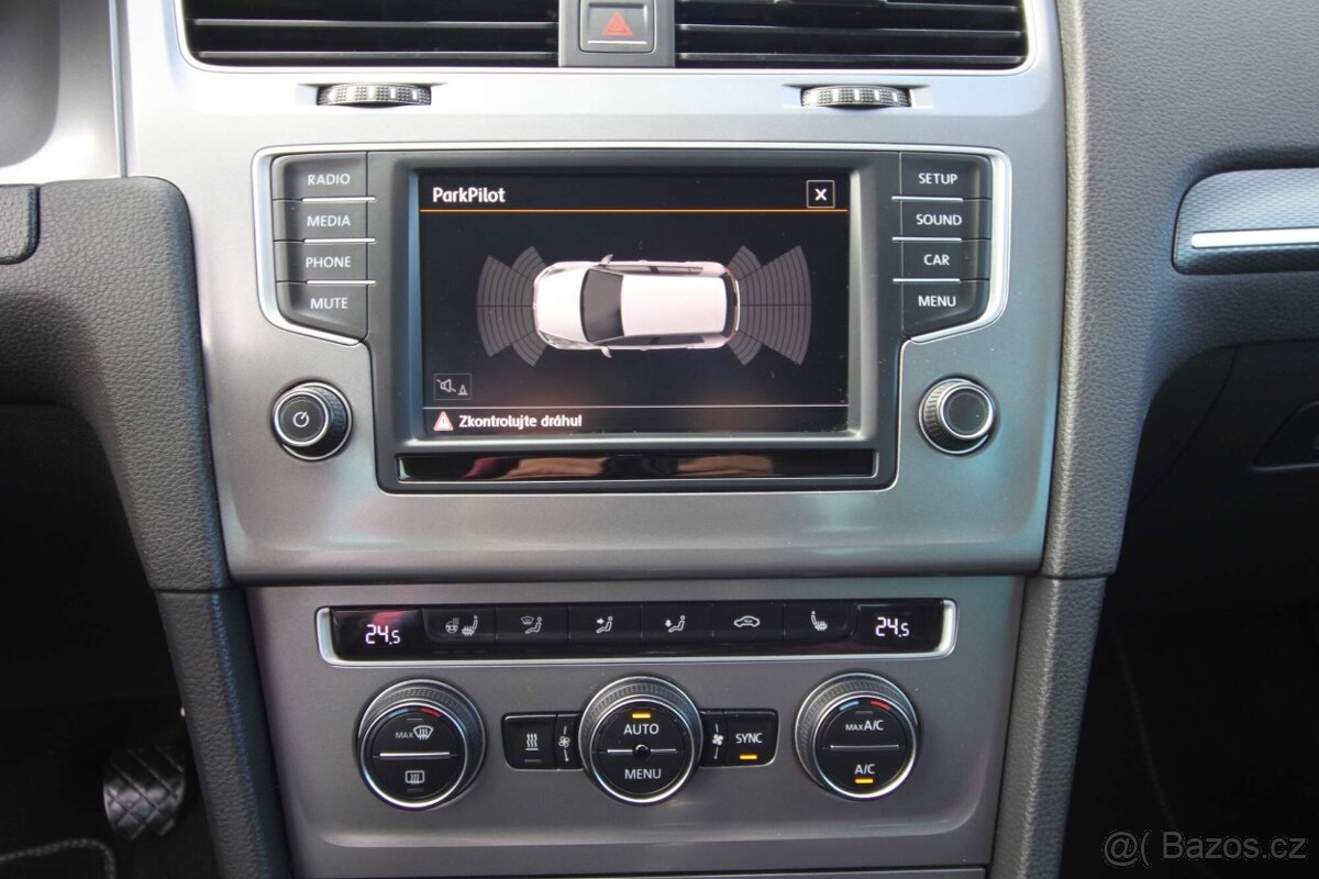 GOLF 7 5dv. 1.4TSI-92kw,LOUNGE,NEZ.TOP,Výhřev Volantu,2015 - 16