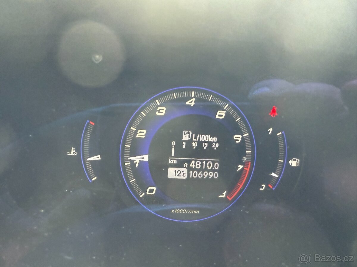 Honda Civic 1,8 VTEC 1.majitel najeto 107000 km - 16