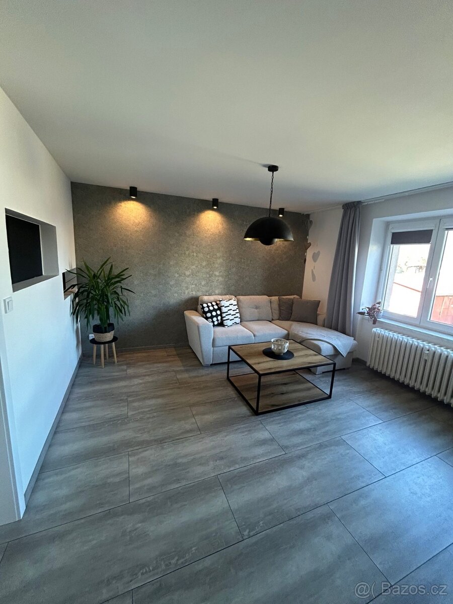 2+1 byt Vsetín, Trávníky - 16