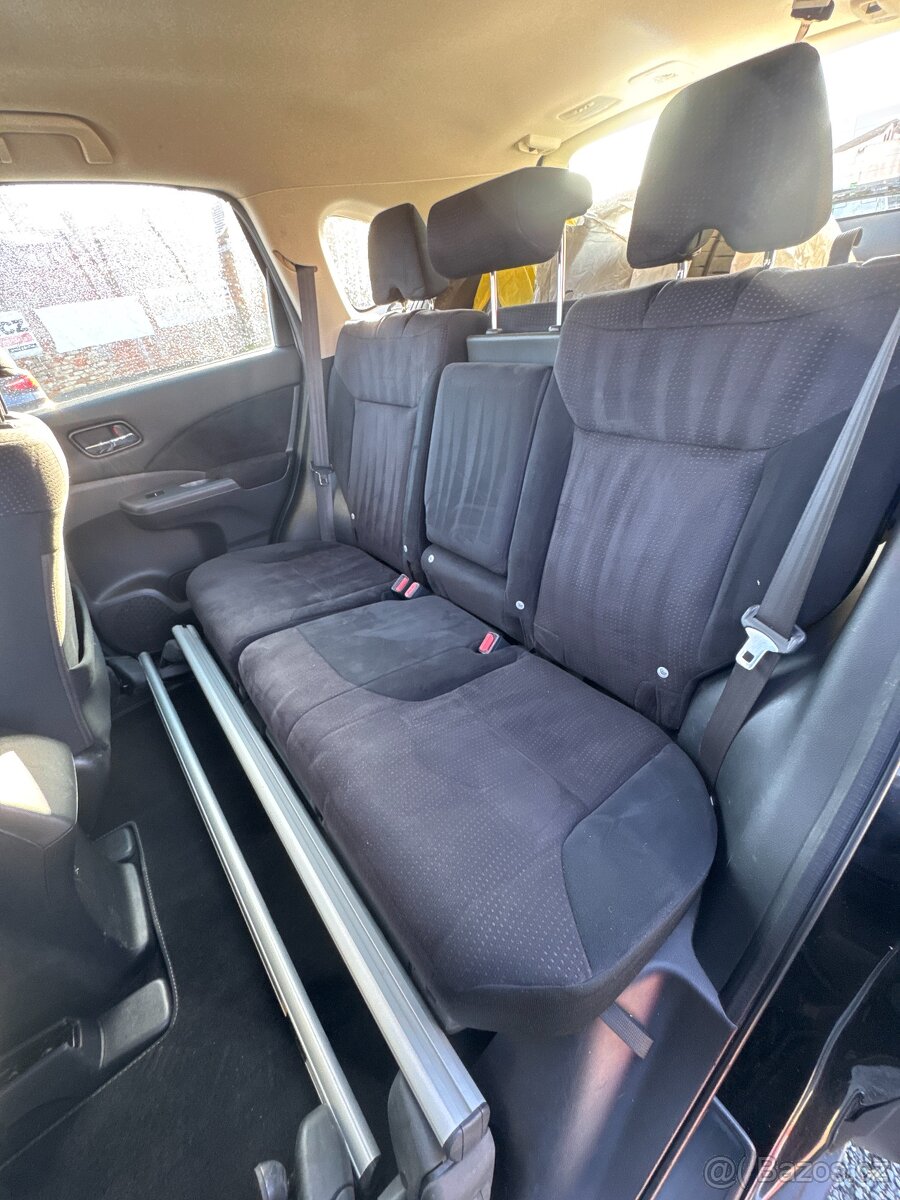Honda CR-V 2.0i 16V 1. MAJITEL V CZ - 16