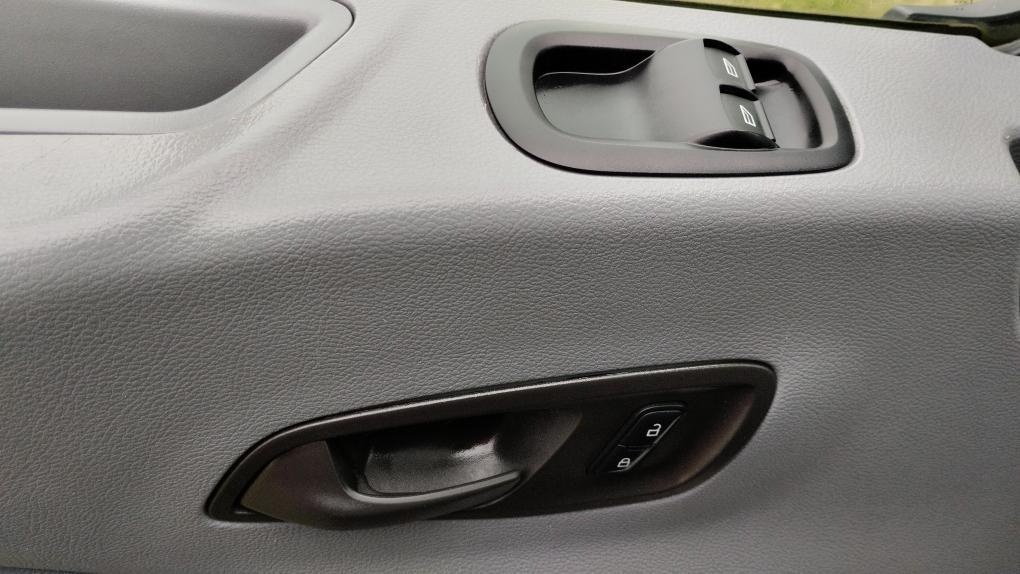 Ford Transit 2,0 77 kW - 16