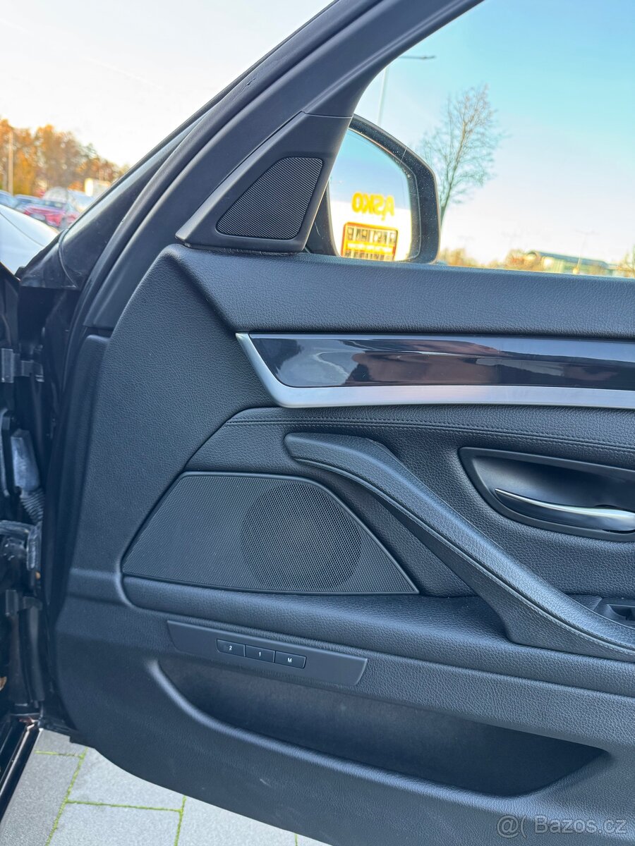 BMW 520d Touring (F11) - 16