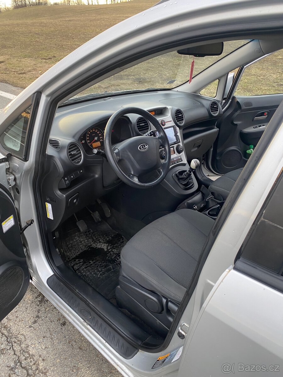 Kia Carens 2.0 CRDi 103 kW - 16