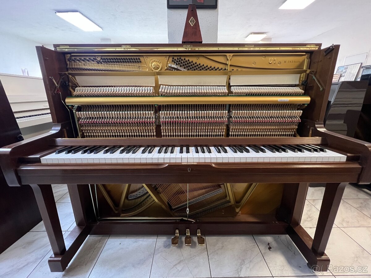 Japonské pianino Yamaha mod. U1 se zárukou až 5 let - 16