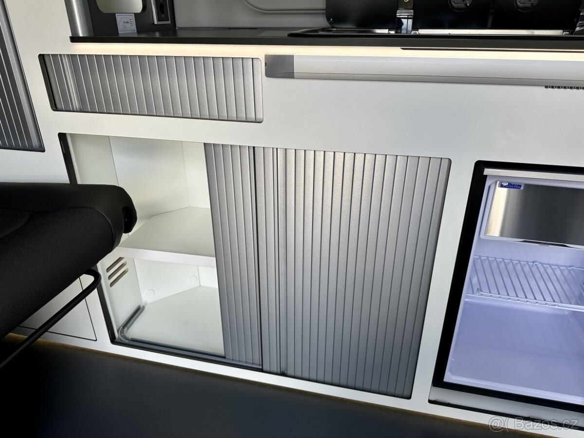 V0386 Karmann Mobil Duncan 500 - 16