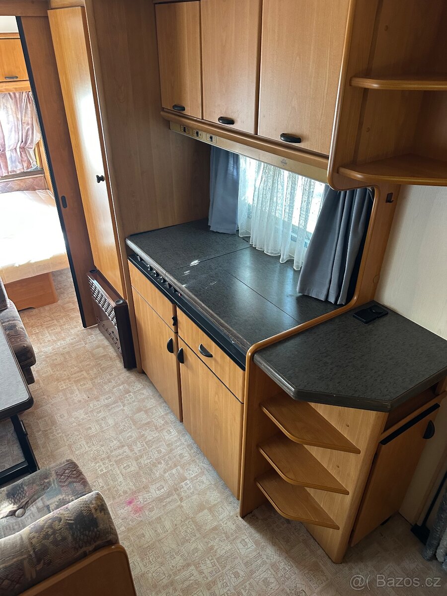 Karavan Hobby De Luxe - 16