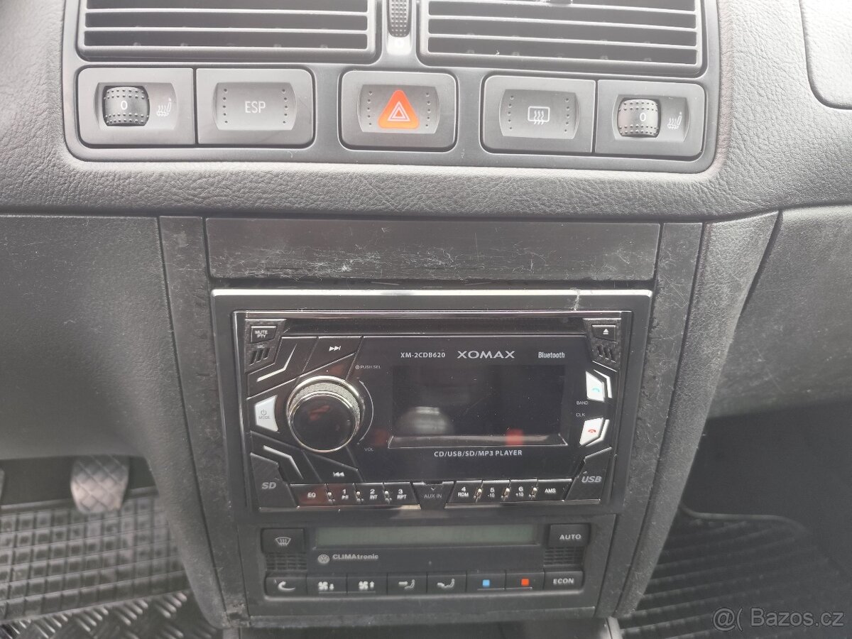 VW Golf IV Variant 1.6,16V,77kw.R.V.2/2003.Km 231 300 - 16