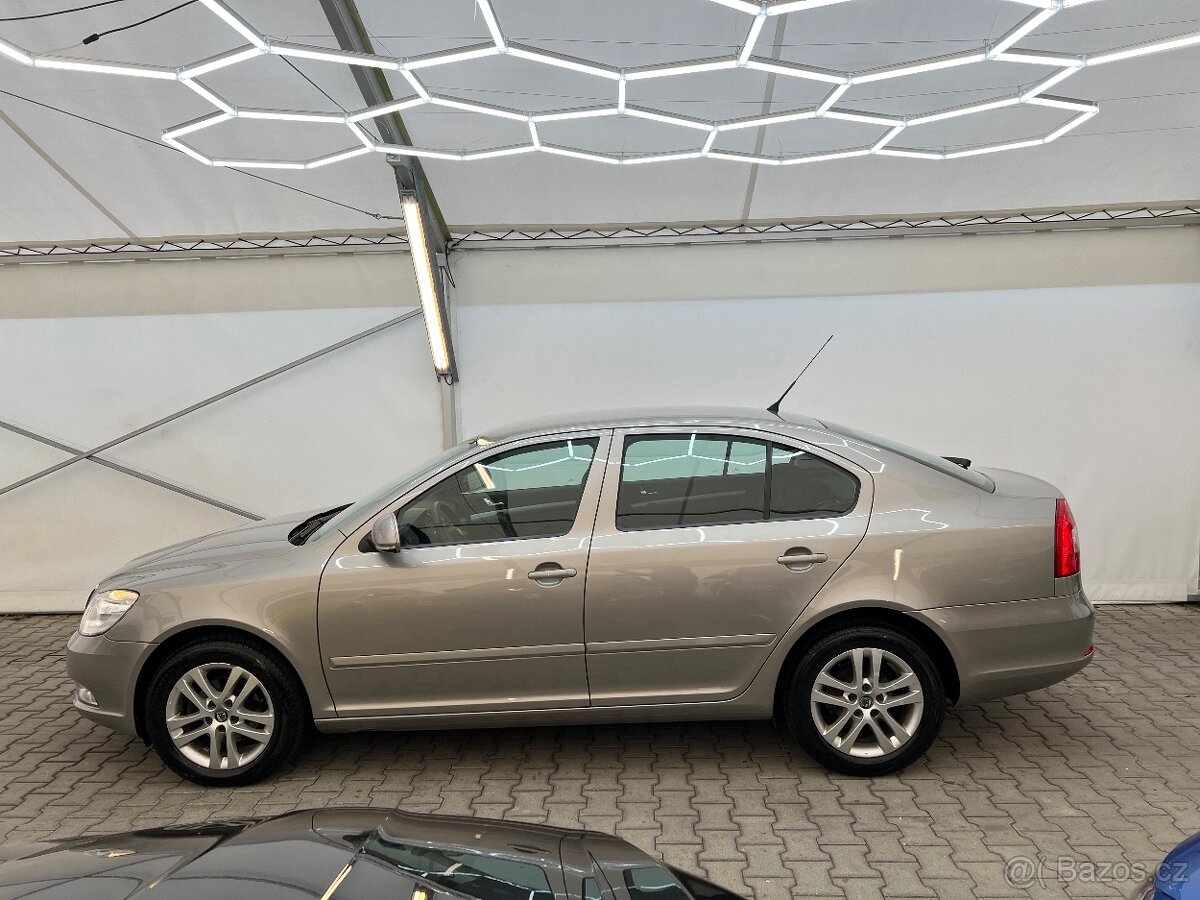 Škoda Octavia II sedan 1.9TDi,77kW,man,1.maj,tažné,facelift - 16