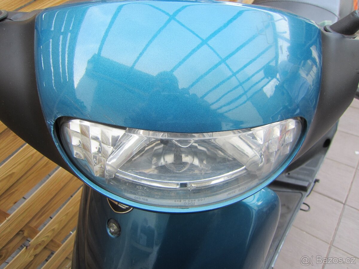 Skútr Kentoya 50 Zoom 4 takt, najeto jen 4800 km, r.v..2008 - 16