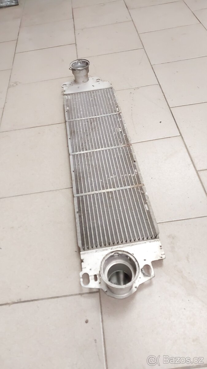 VW Transporter T5 – Chladiče 2,0Tdi 103 kw - 16