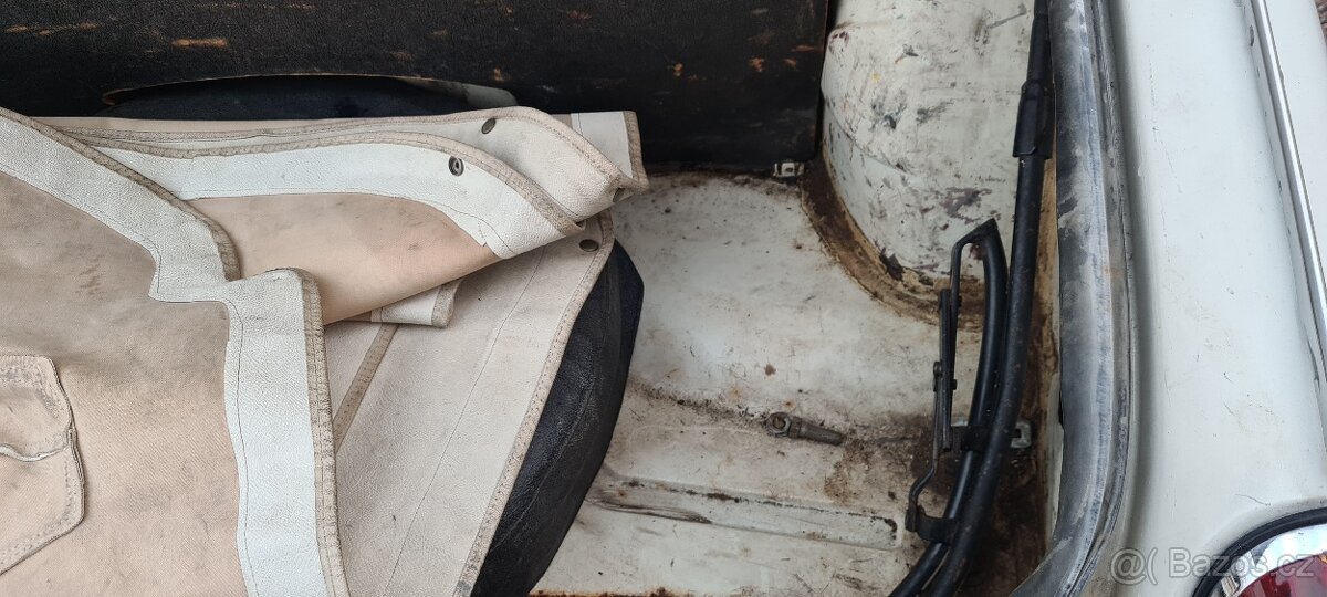 Triumph Spitfire Mk 2 - 16