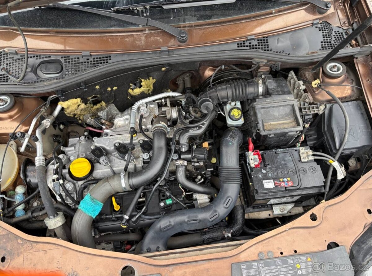 Dacia Duster 1.2 TCe 92kw ČR 1.maj. TZ - 16