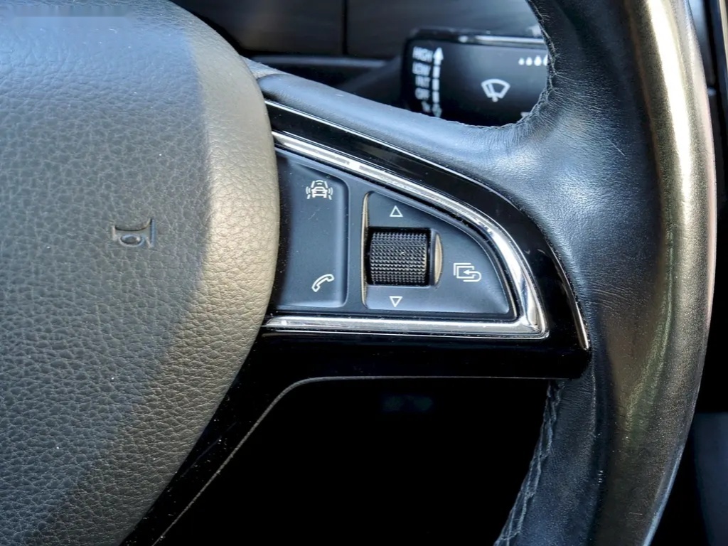 Škoda Superb, combi 1.6TDI 88kW Style - 16