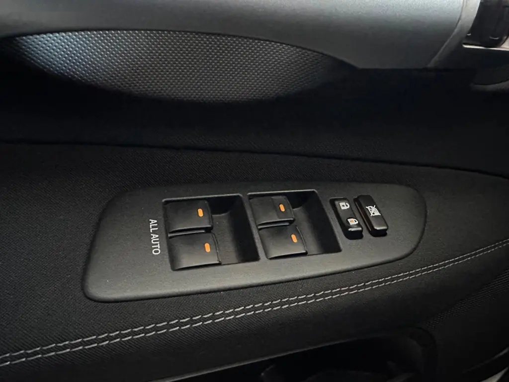 Toyota Auris, 1.6i - CZ - 1.Majitel - 16