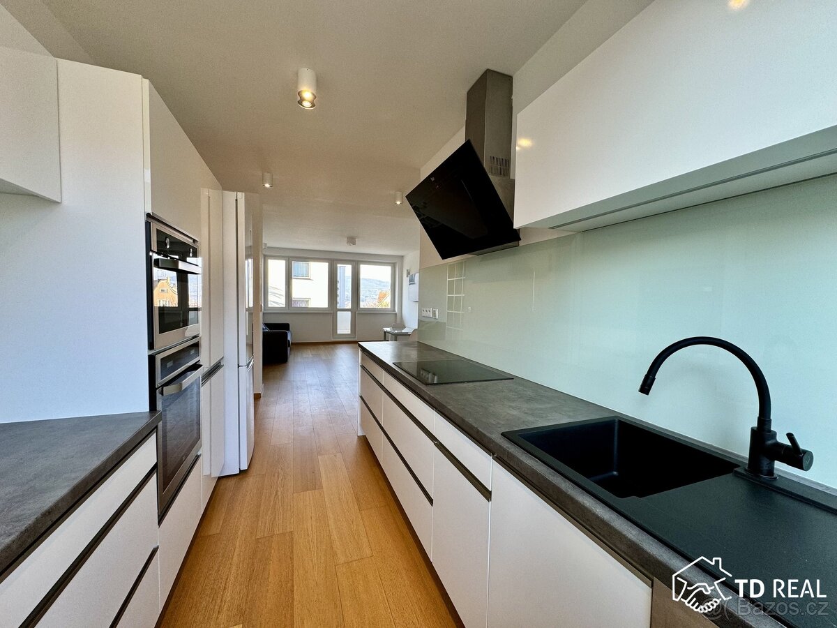 Pronájem bytu 3+kk 110 m², Blansko, ev.č. 00995 - 16