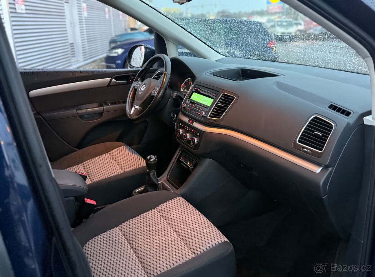 Volkswagen Sharan 2.0TDI Trendline 103kw - 16
