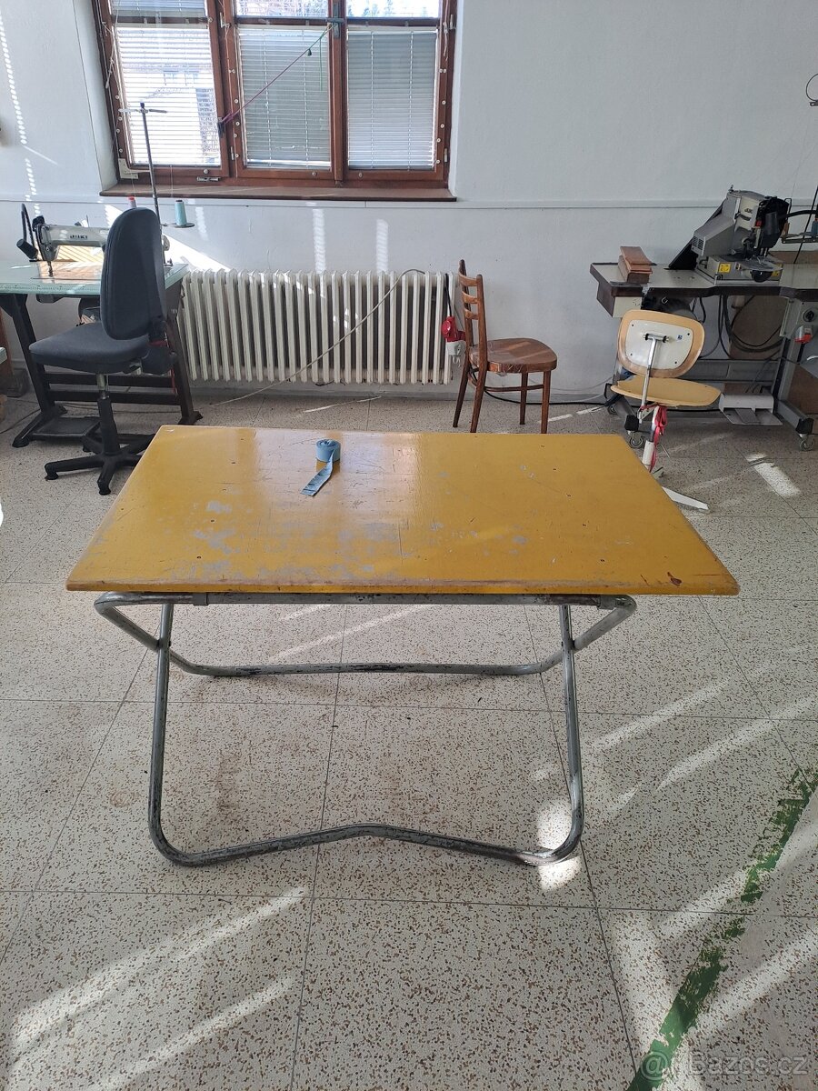 Prodej nábytku a šatnových skříní - 16