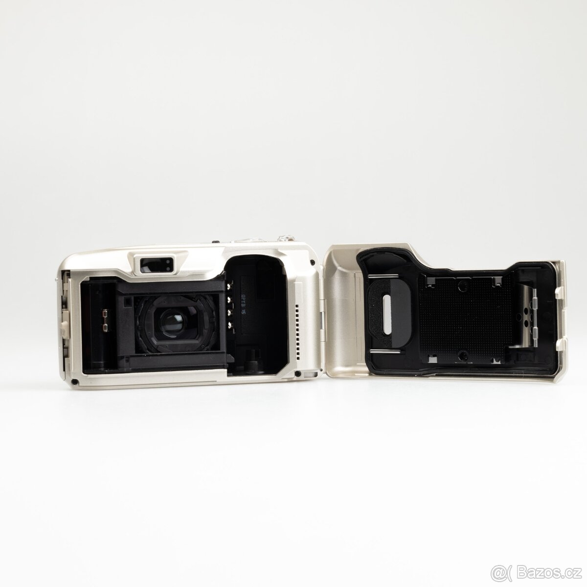 Olympus Mju III Zoom 80 - 16