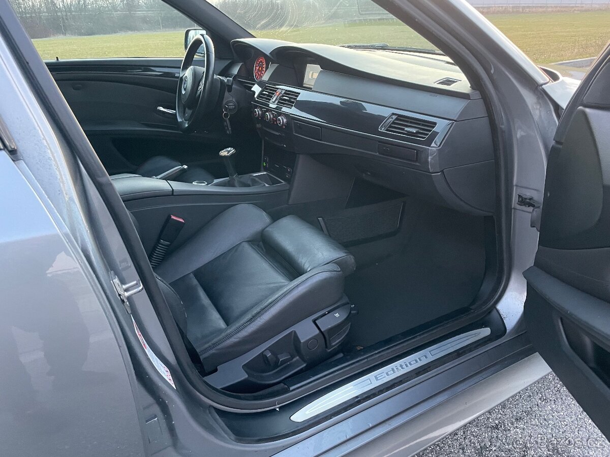 BMW 530D LCI M Paket Manual - 16