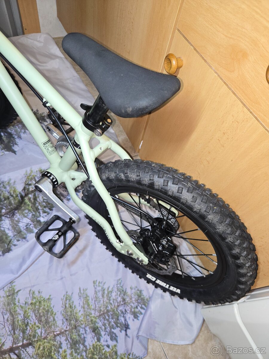 Dětské kolo Rider Seeker X16 - 16