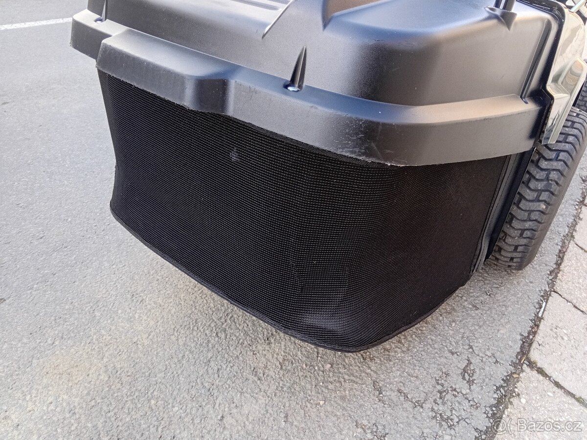 Prodám zahradní traktor MTD Bolens 15.5Hp - 16