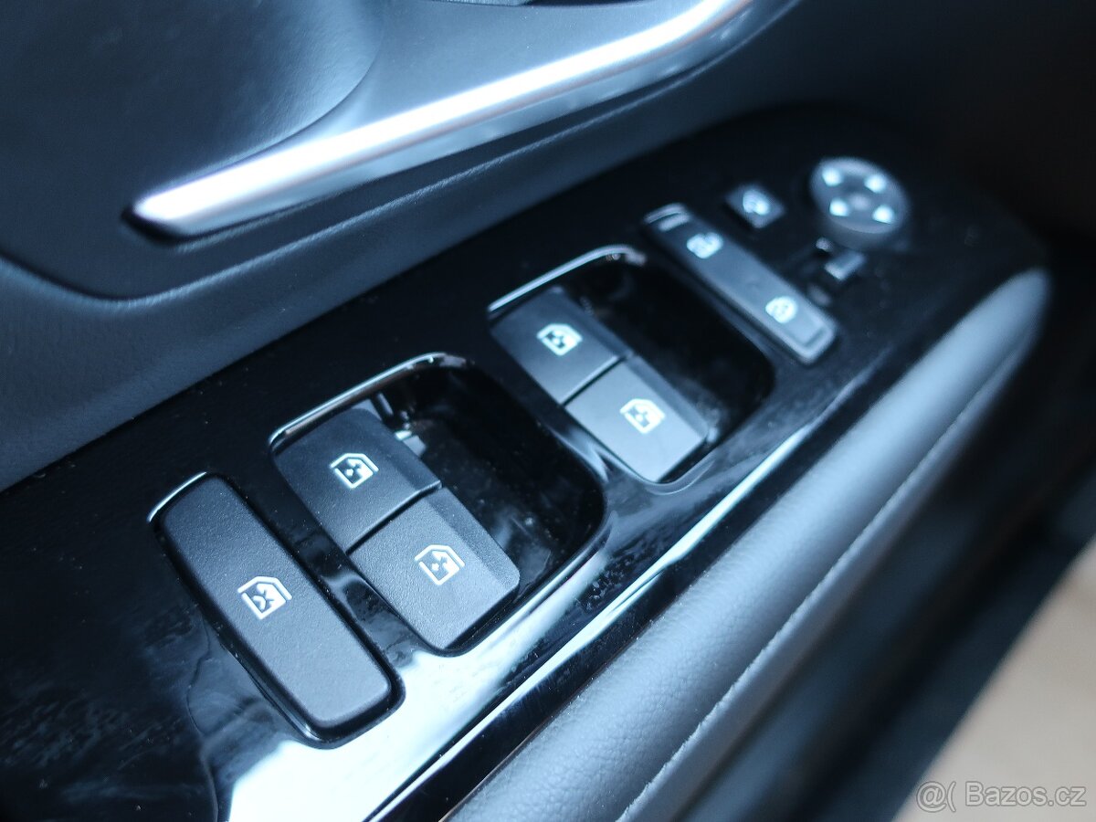 Hyundai Tucson 1.6CRDi 85kW SMART ZÁRUKA DPH 1MAJITEL - 16