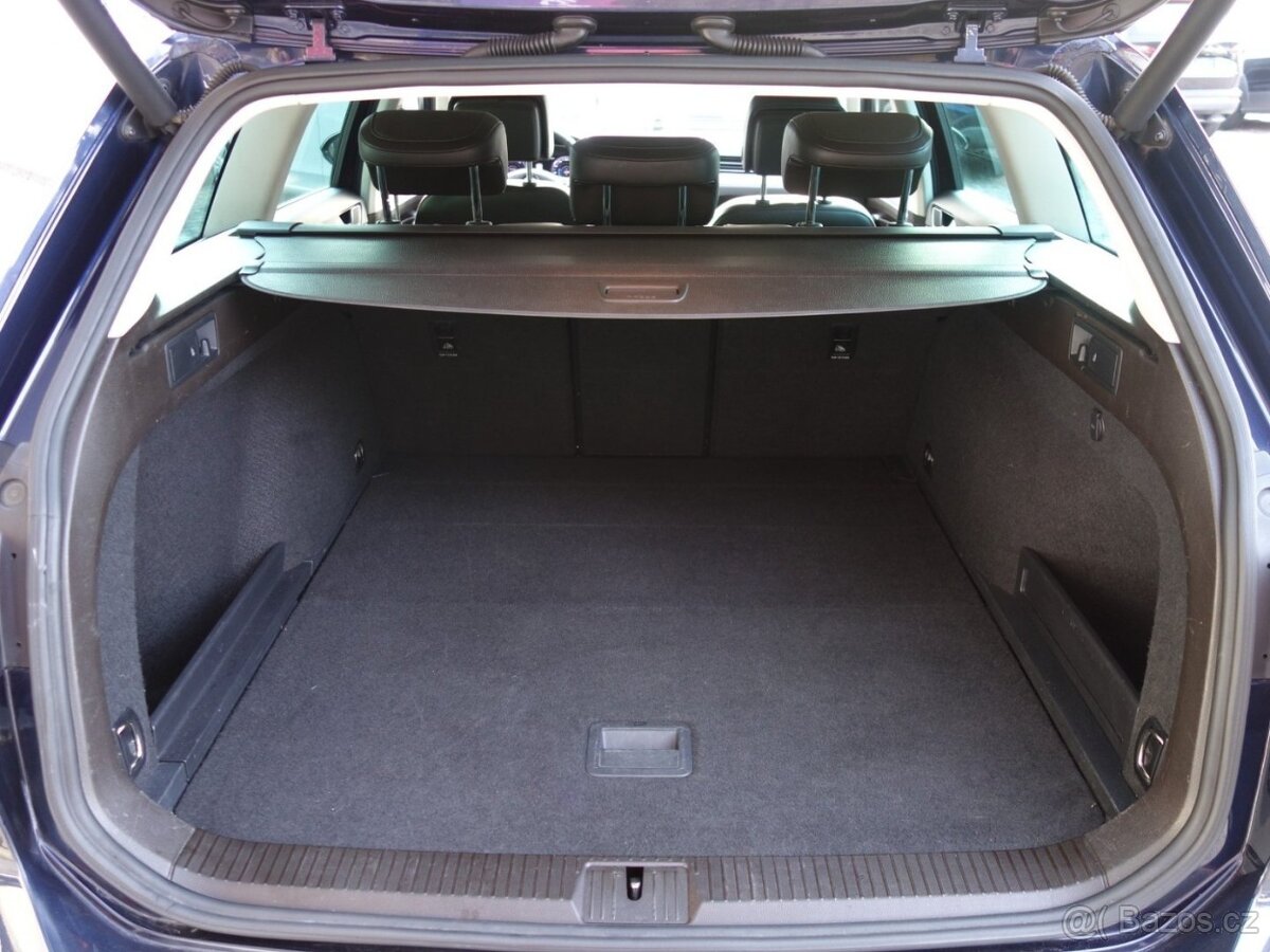 VW PASSAT 2.0TDI 110kW DSG HIGHLINE - 16