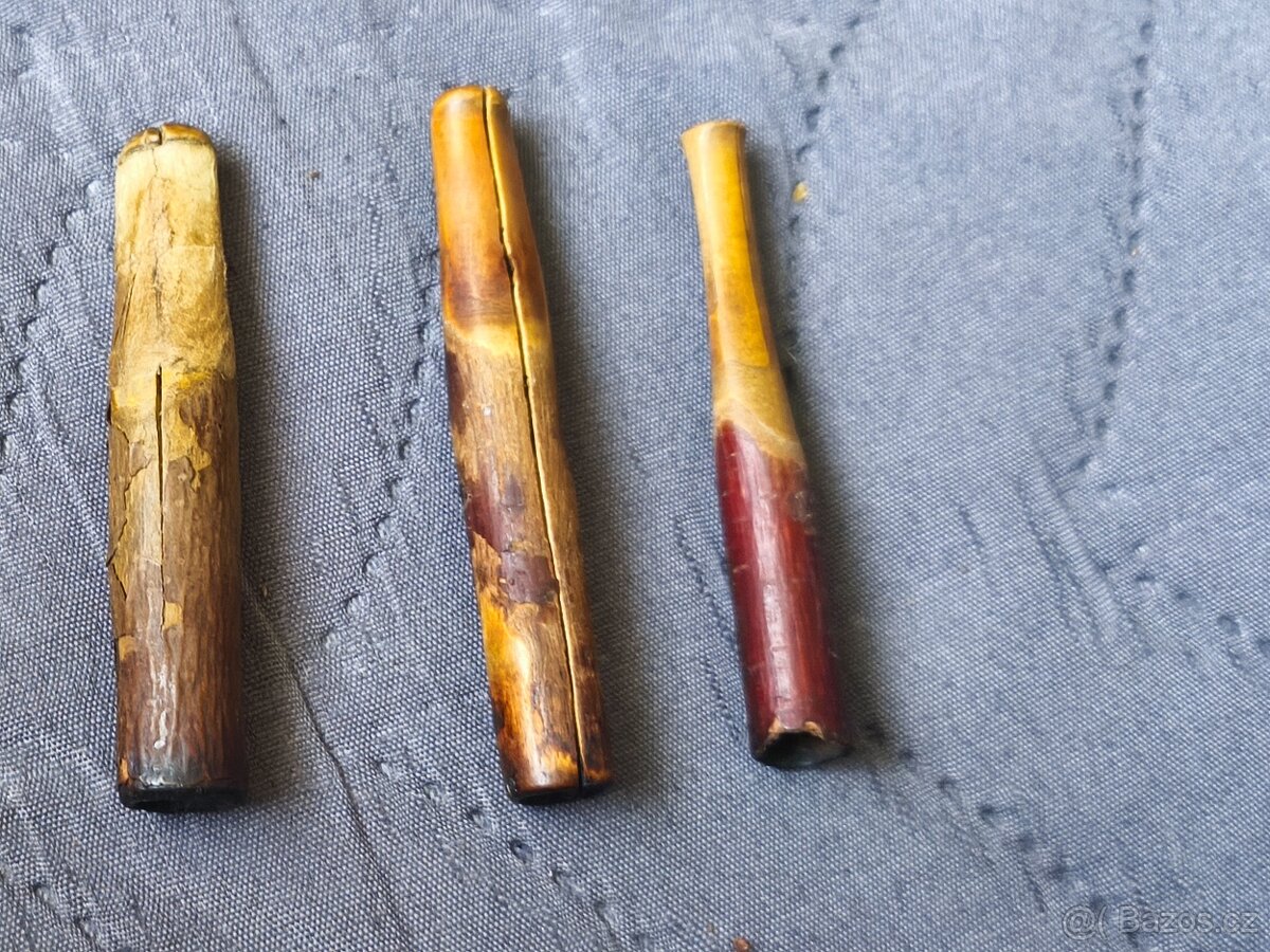 Staré kuřácké potřeby. - 16