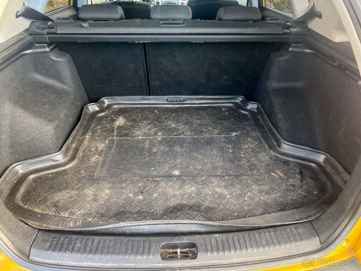 Kia Ceed SW 2009 1,4 benzín 80kw Nová STK - 16