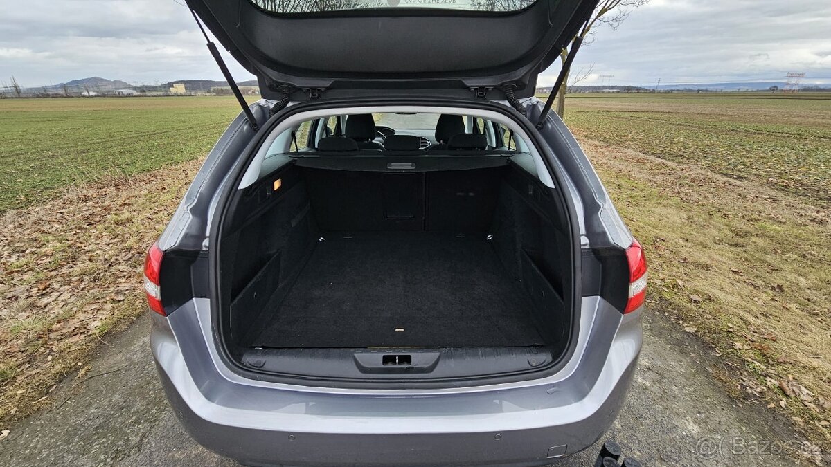 Peugeot 308, 2,0 HDi 110 kW PANORAMA - 16